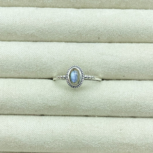 Gypsies ring - Green Agate, Labradorite or Rose Quartz