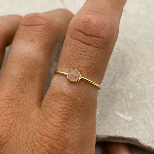 Dainty Gem Ring - Rose Quartz