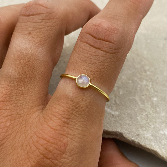 Dainty Gem Ring - Moonstone