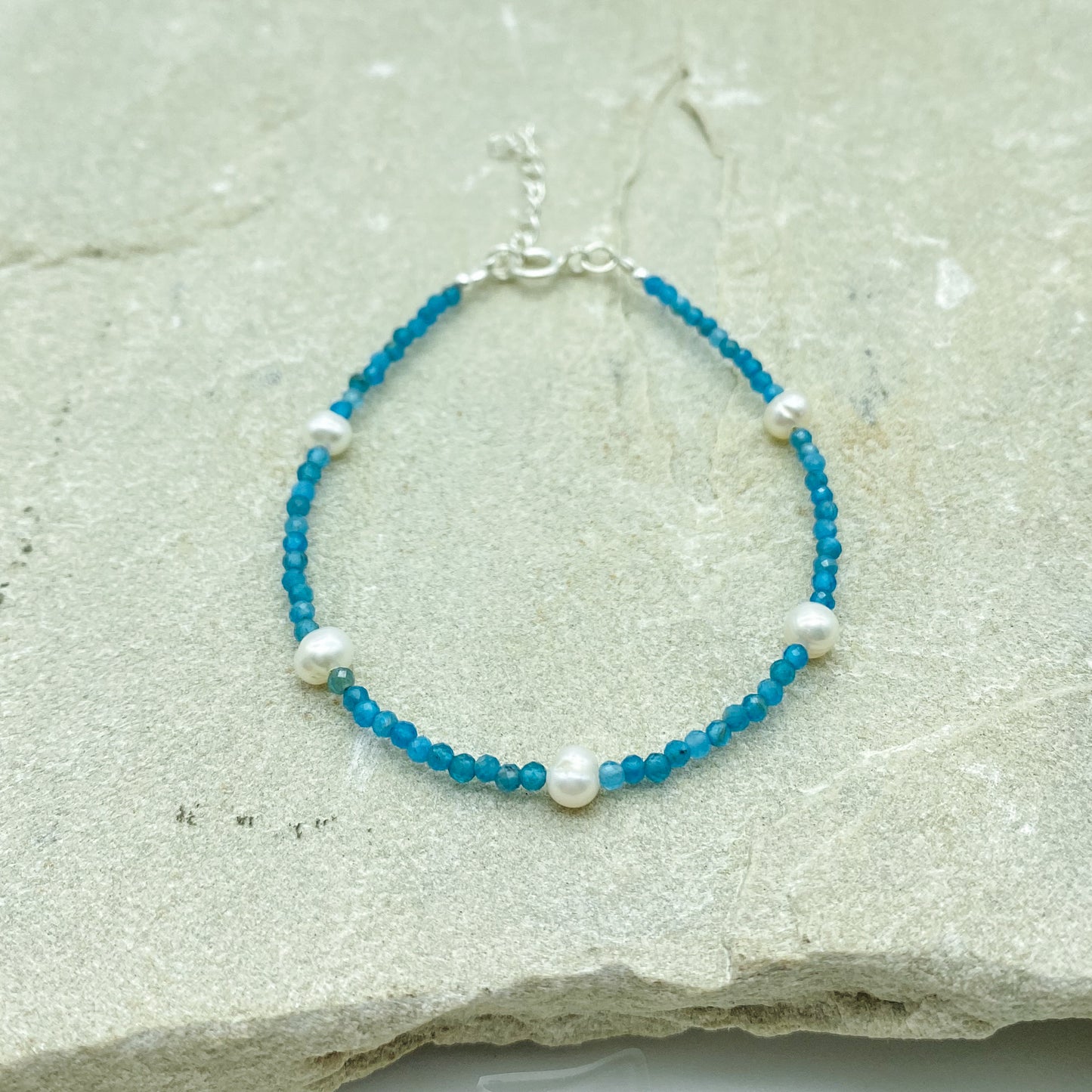 Marjaan beaded bracelet