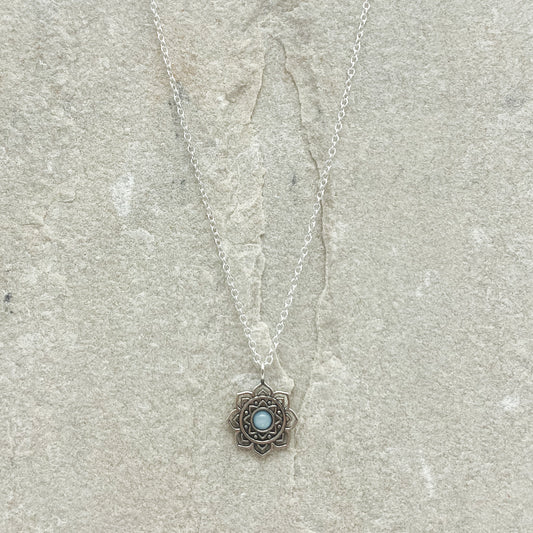 Mandala necklace - Lab Opal
