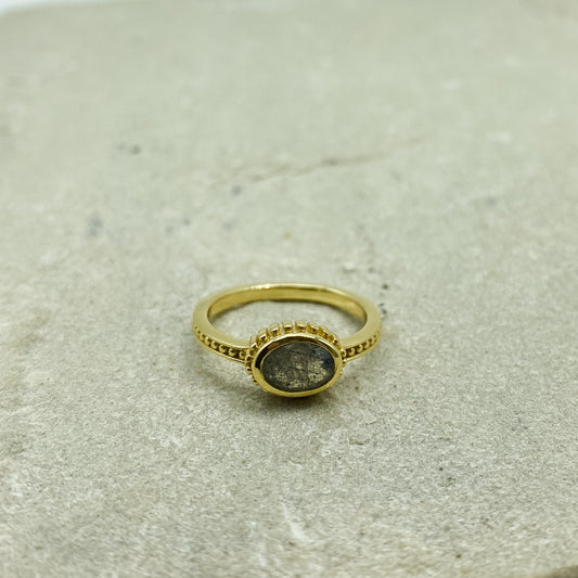 Eisley Ring - Labradorite or Moonstone