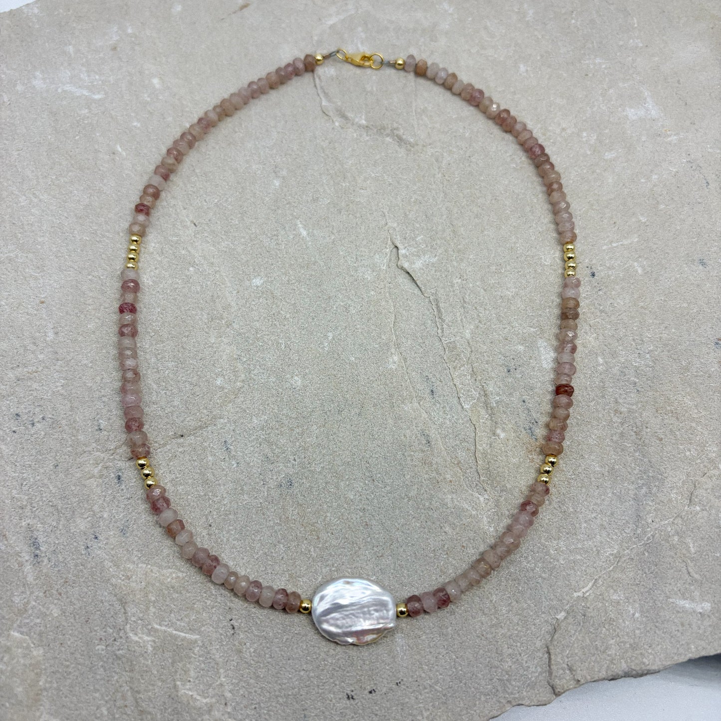 Self love club - Strawberry quartz + freshwater pearl