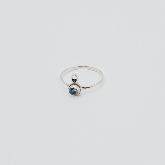 Luna Ring - Moonstone
