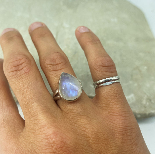 Magnolia Ring - Moonstone