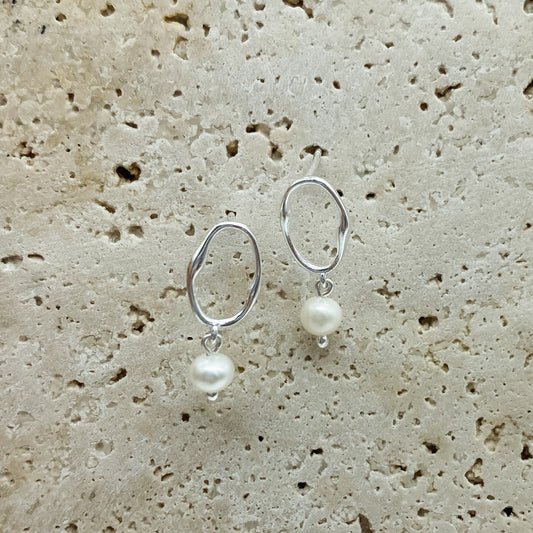 Pearly Studs