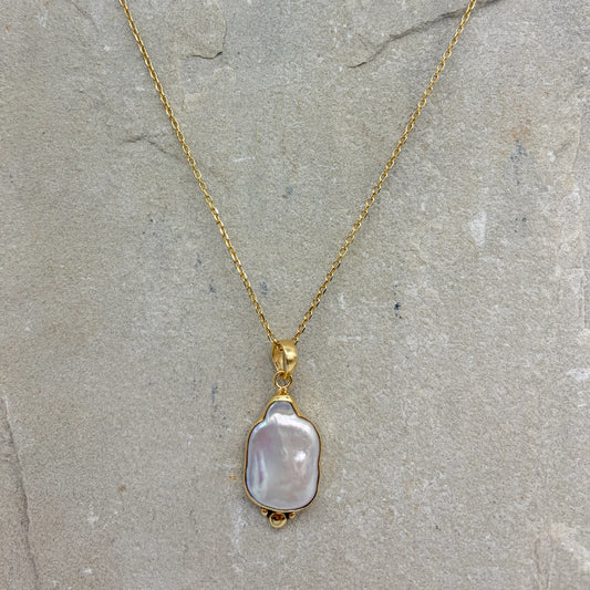 Lulu necklace - freshwater pearl