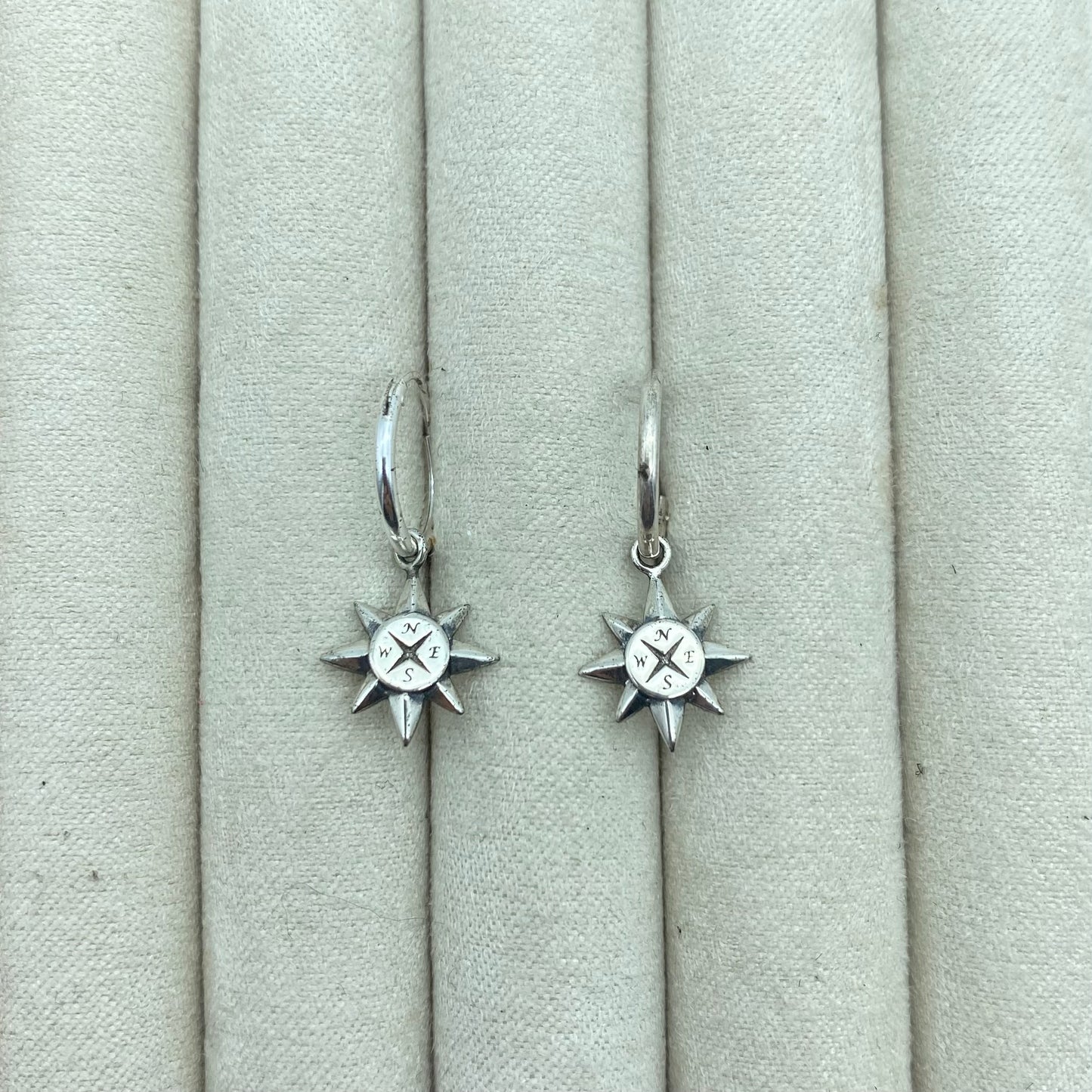 Compass hoops