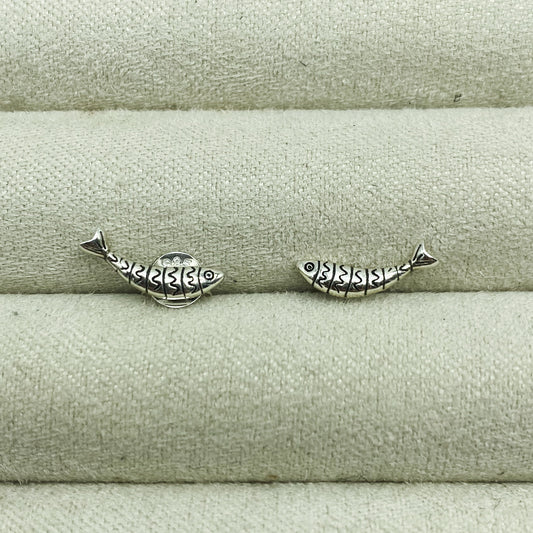 Sardine Studs