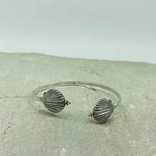 Ariel cuff