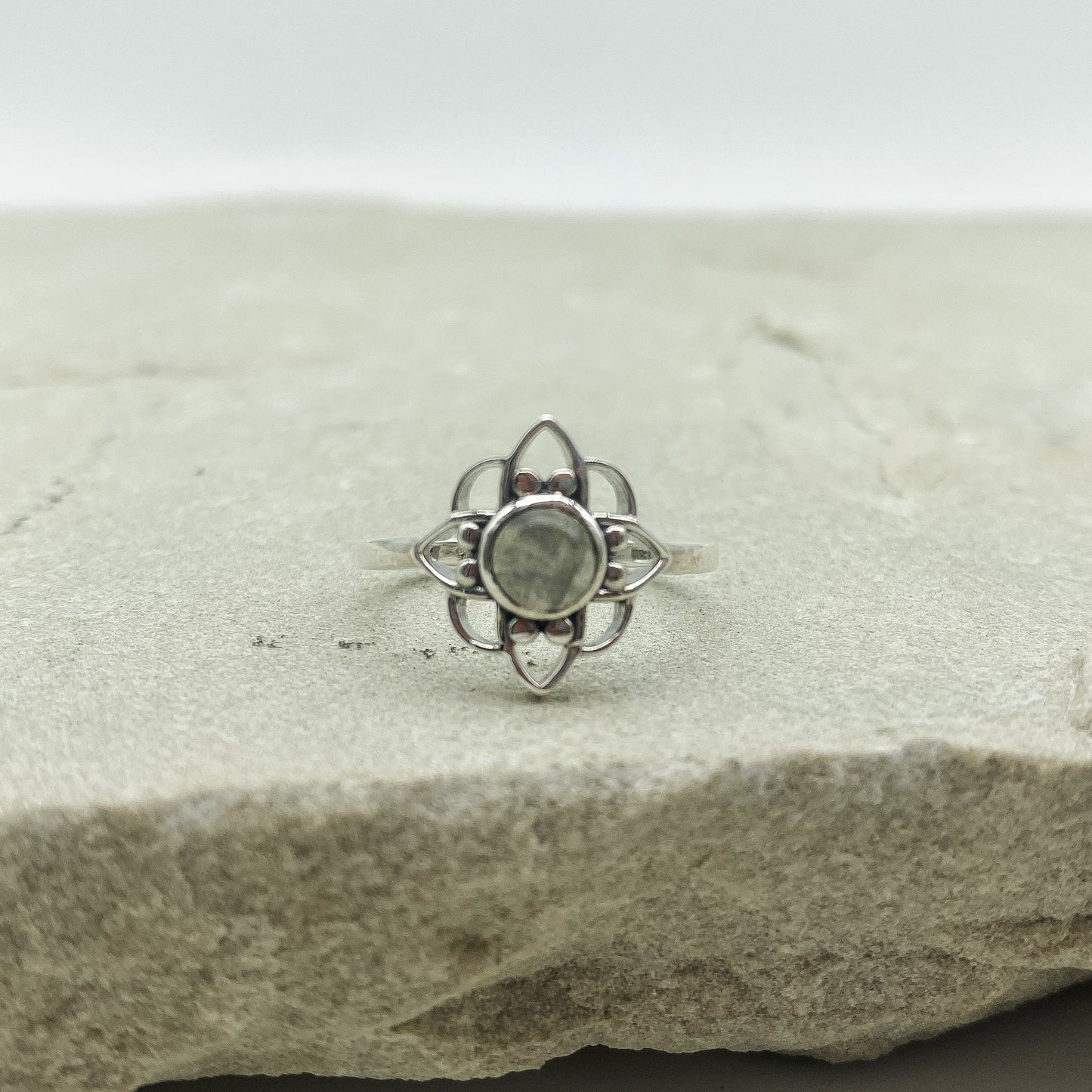 Zai Ring - Labradorite