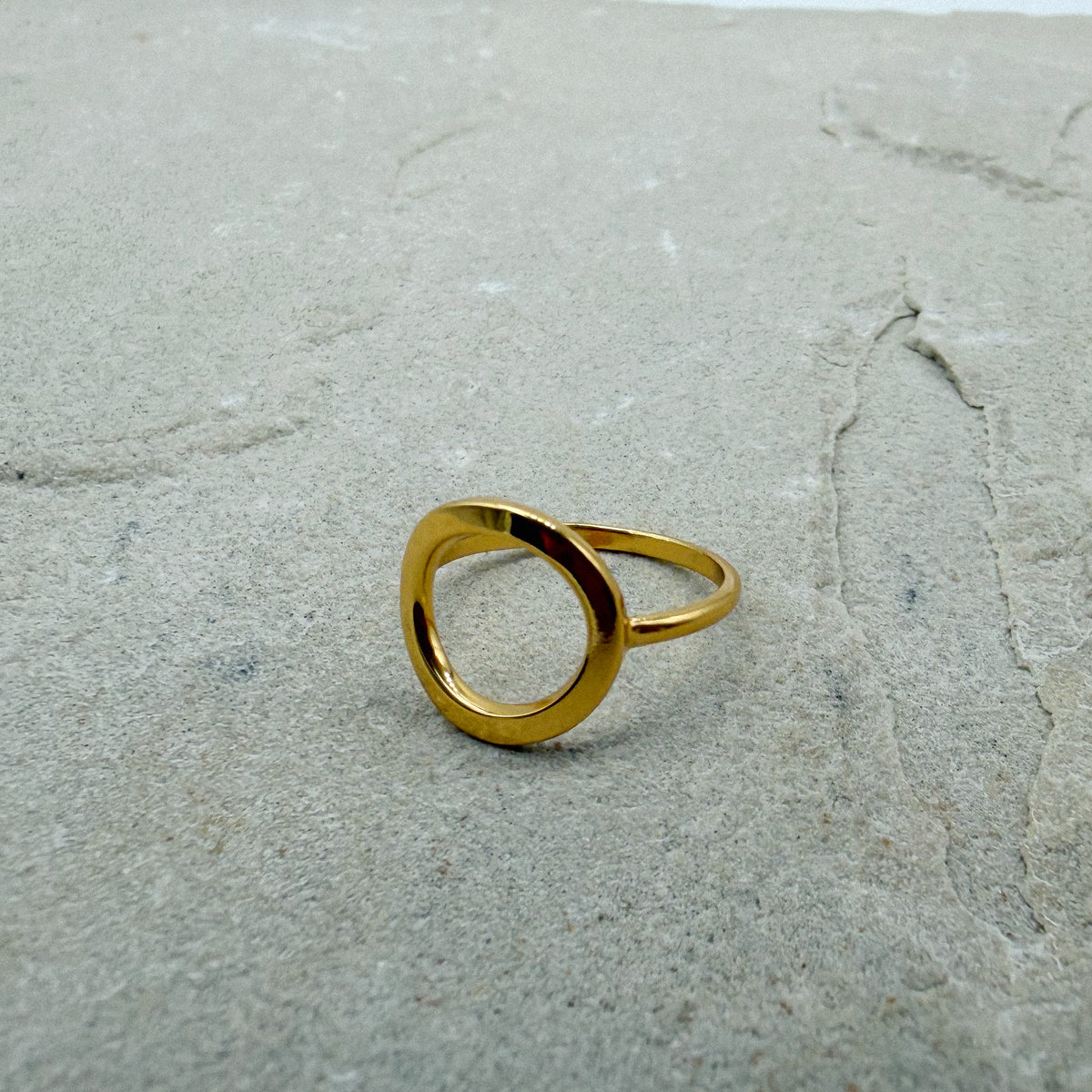 Circle Ring