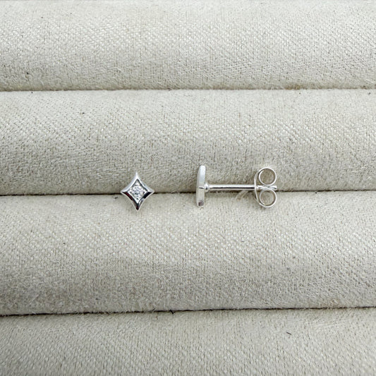 Sparkle studs