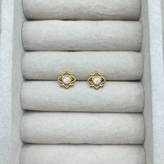 Zoya studs lc Opal - gold