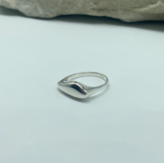 Hendrix Ring